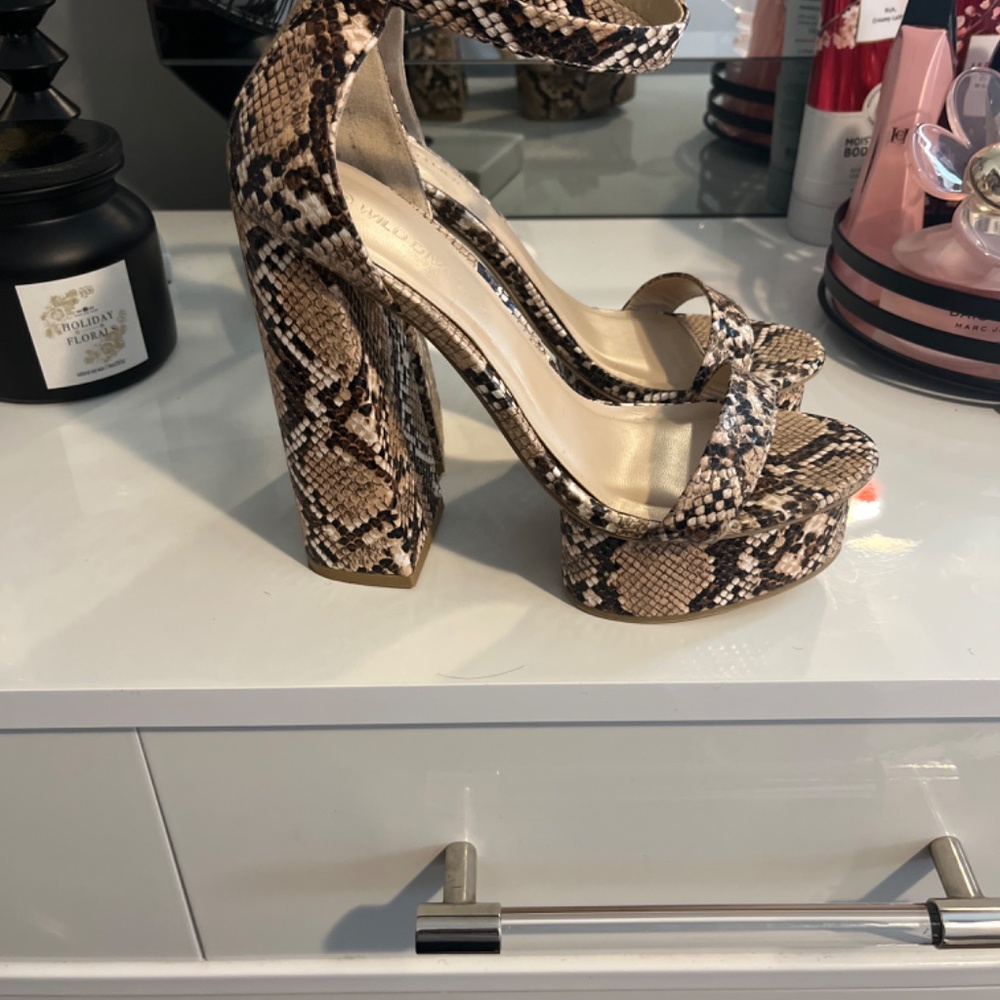 Snake Skin Platform Heels - Picture 3 of 3